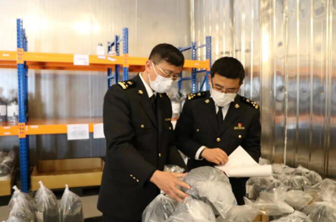 <a href='http://m.yunxiangju.cn' title='危險品運輸' >危險品運輸</a>