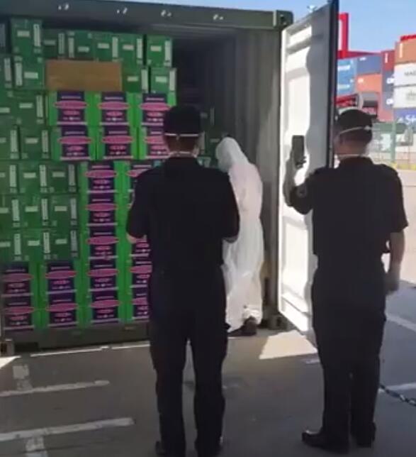 <a href='http://m.yunxiangju.cn' title='危險(xiǎn)品運(yùn)輸' >危險(xiǎn)品運(yùn)輸</a>